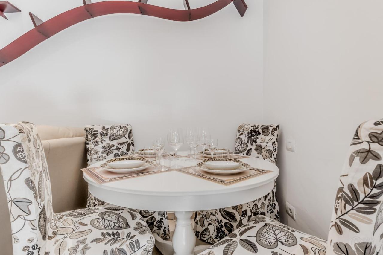 La Rosa Dei Papi Apartment โรม ภายนอก รูปภาพ